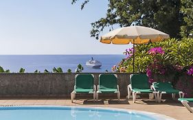 Varandas Do Funchal I By An Island Apart